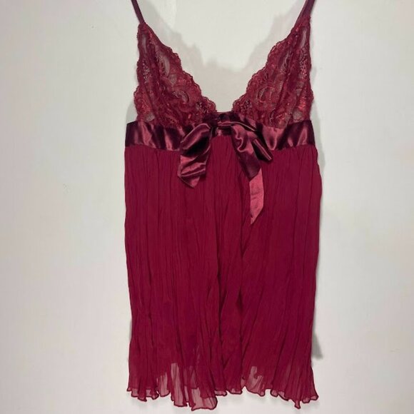 Victoria's Secret Sheer Babydoll Lace Chemise - Picture 1 of 4
